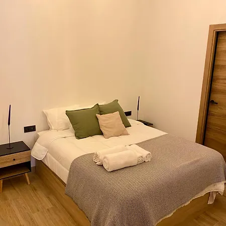 Acogedor Bajo En Apartment